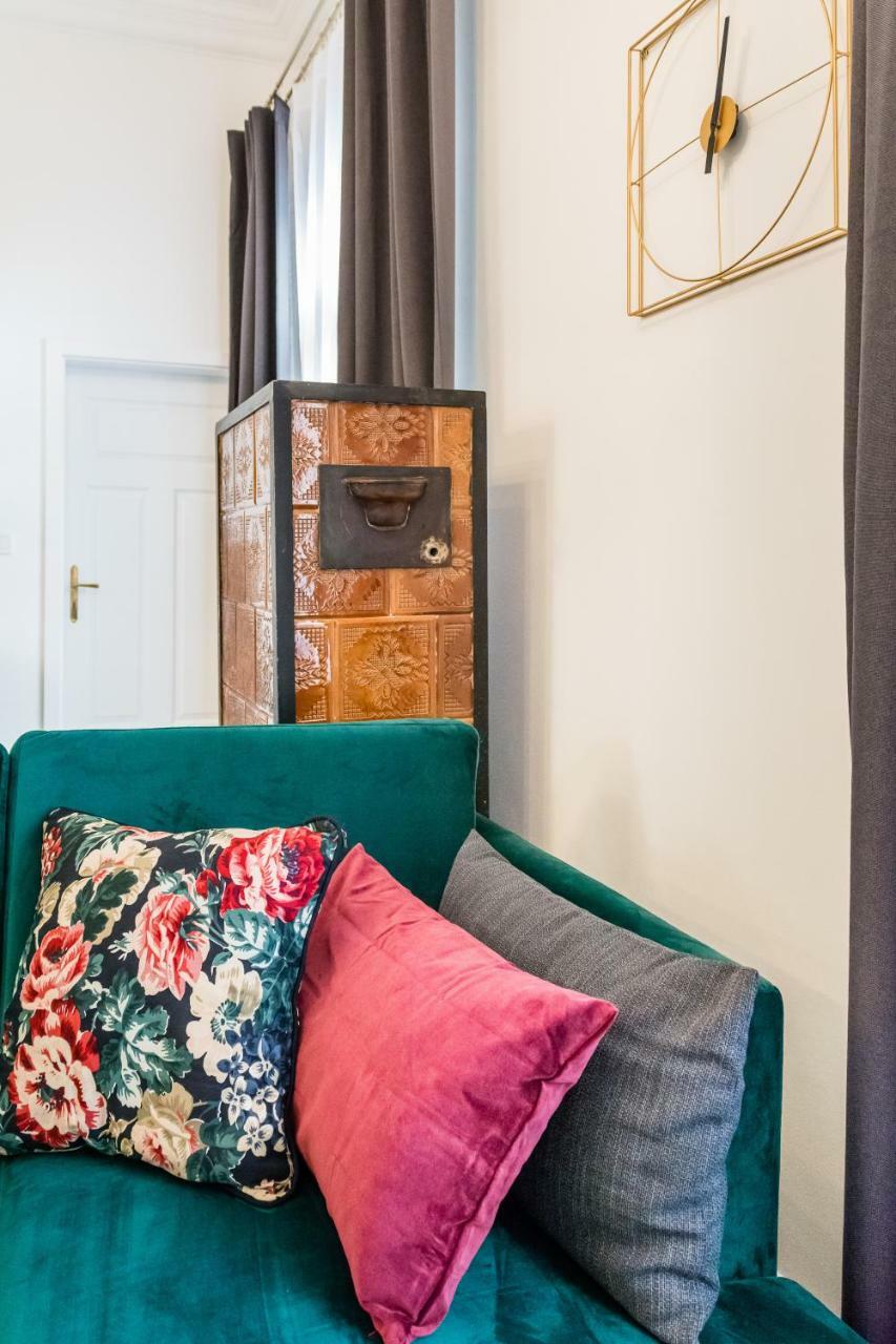 Apartament Deluxe Old Town Sw. Krzyza Wawelofts Krakow Exterior photo